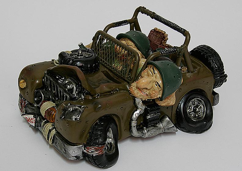 HUCHA RESINA JEEP EJERCITO