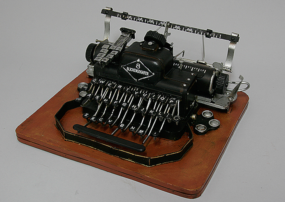 METAL MAQUINA ESCRIBIR RETRO BASE MADERA