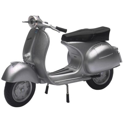 MOTO VESPA A953 150 GS PLATEADA ESCALA 1 12