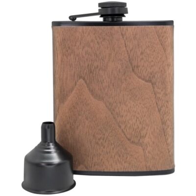 PETACA 08 OZ METAL NEGRO CON MADERA NOGAL