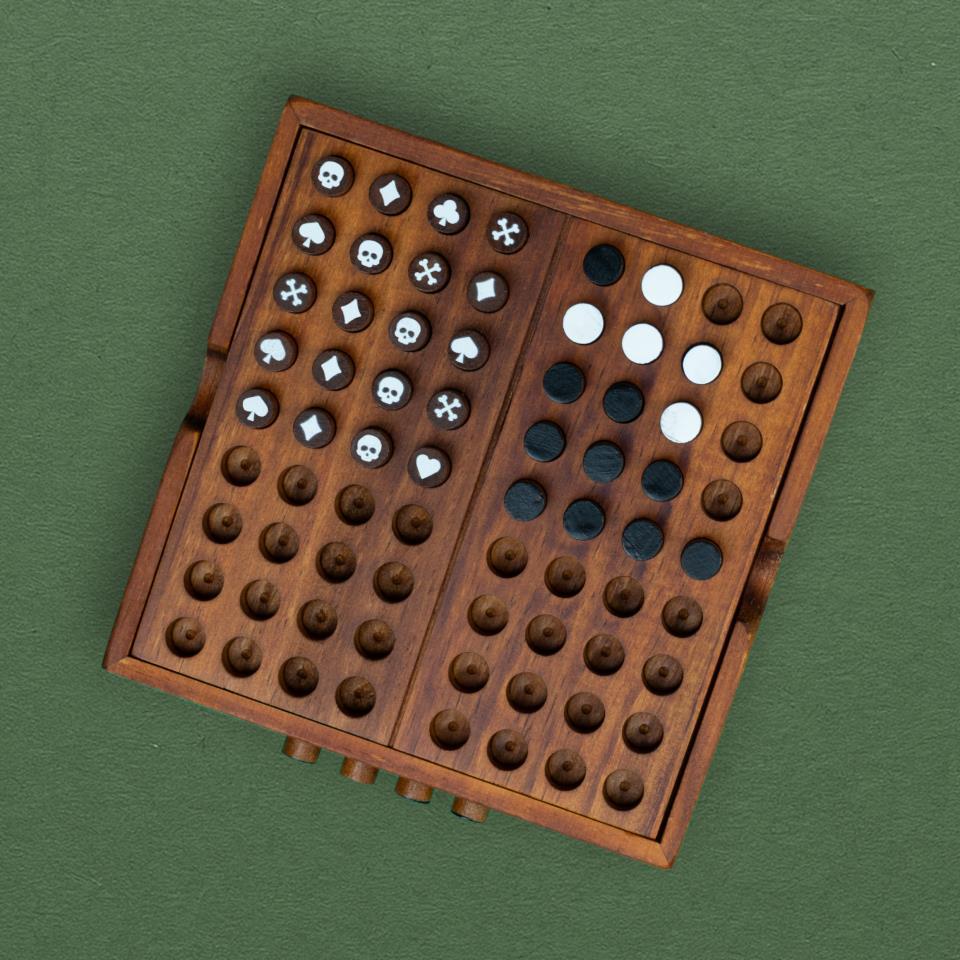 JUEGO DESCIFRADOR DE CODIGOS 14X14 CM EN MADERA